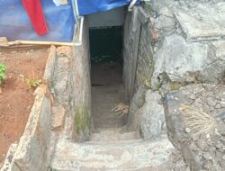 Kampung Tanpa Sinar di Bawah Rel Jakarta