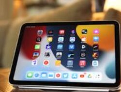 Anti Berat! 8 Tablet Ringan Terbaik untuk Travelling 2025: Produktivitas Tanpa Kompromi