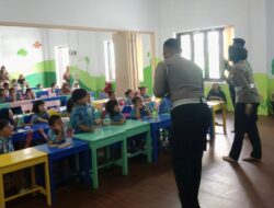 Serunya Polantas Brebes Ajak Tanamkan Budaya Tertib Berlalulintas Sejak Dini di TK Bhayangkara Bumiayu