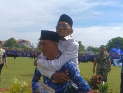 Tunaikan Nazar, Tenaga Honorer di Brebes Gendong Ayah Berkilometer usai Terima SK PPPK Paruh Waktu