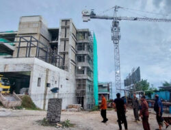 Pansus TRAP DPRD Bali dan Satpol PP Kunjungi Proyek Lift Kaca Pantai Klingking