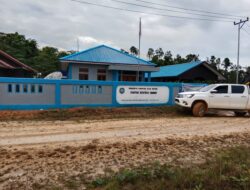 Pemulangan Warga Teluk Bintuni dari NTT Diterima Resmi oleh Dinsos Papua Barat
