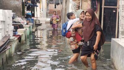 Banjir Rob Kembali Rendam Ribuan Rumah di Pesisir Losari Brebes