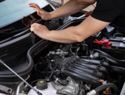 5 Tanda Mesin Mobil Bekas Sering Terlambat Perawatan