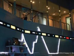 IHSG Berpotensi Naik Lagi Senin Ini, Cek Rekomendasi Sahamnya