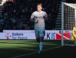 Ketajaman Hojlund Buat Napoli Senyum, Sesko Jadi Beban MU