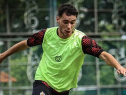 Total Belanja Tembus Rp13,91 Miliar! Pemain Asing ke-4 Resmi Jadi Bagian Persebaya Surabaya