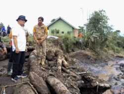 Guberur Jateng Akhirnya Tinjau Lokasi Bencana Longsor di Pemalang