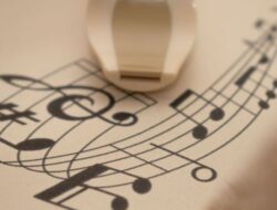 Lagu Mengalir Tanpa Alasan? Ini Penjelasan Ilmiah