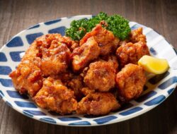 Cara Membuat Ayam Fillet Tepung Jepang yang Tetap Krispi Sepanjang Hari