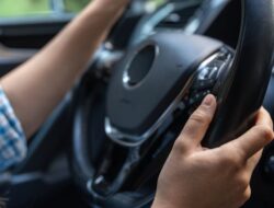 Setir Mobil Terkunci? Ini 4 Cara Cepat Membukanya