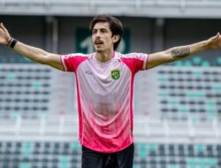 Penggemar Persebaya Kritik Wasit Lawan Dewa United! Sering Beri Kartu, Pernah Kartu Merah Francisco Rivera