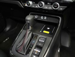 Ini Sebabnya Parkir Mobil Matik Hanya di Posisi P Bisa Merusak Transmisi