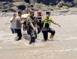 Mayat Pria Ditemukan Tersangkut di Bebatuan di Sungai Pedes Tonjong Brebes