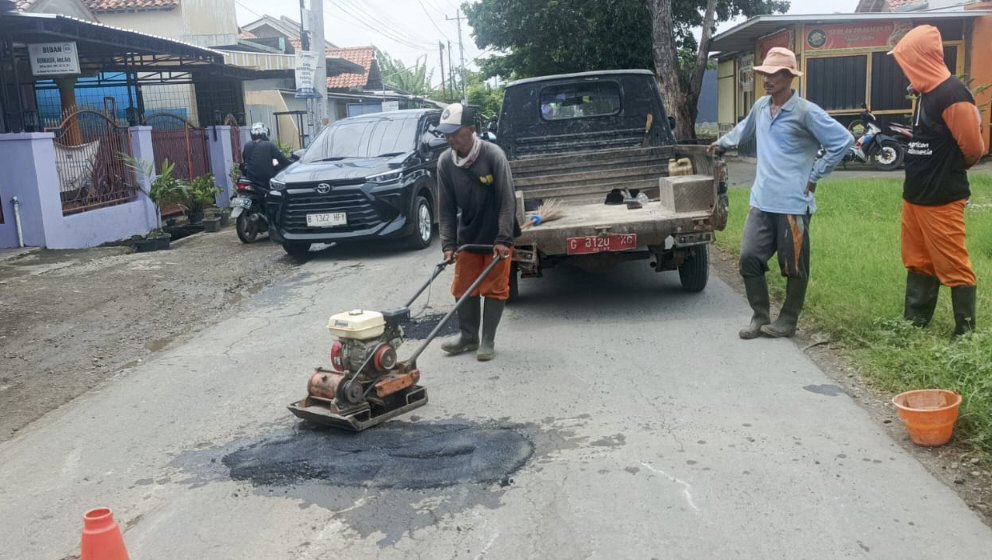 Pemeliharaan Jalan Jelang Mudik