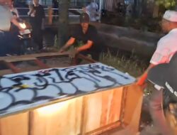 Ratusan Warga Brebes Bongkar ‘Warung Aceh’ Jual Obat Keras, Kecewa Rencana Penggerebekan Bocor