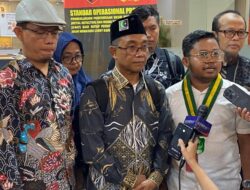 Ade Armando dan Grace Natalie Tolak Penyerahan ke Polda Metro