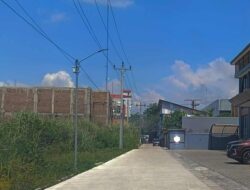 Pemkab Brebes Bangun Jalan Rp200 Juta Dilengkapi PJU di Tanah Pribadi Warga