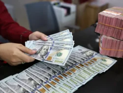 Rupiah Melemah, IHSG Turun, INDEF Soroti Ketidakpastian Ekonomi Indonesia