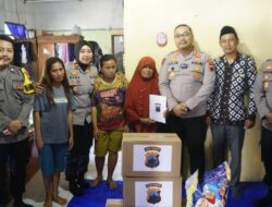 Kapolres Brebes Sambangi Rumah Mbah Kusmiah, Janda Juru Parkir yang Gagalkan Pencurian Rp3,6 Miliar