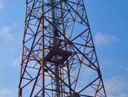 Geger! Dua Santri di Brebes Naik Tower 50 Meter, Ngaku Iseng dan Sempat Tertidur