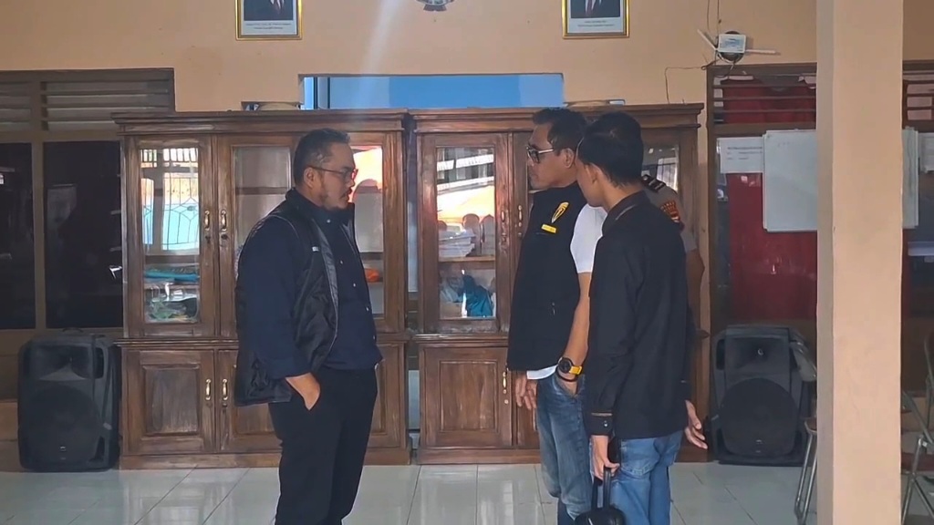 Polisi Aniaya Istri