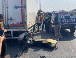 Tabrak Truk Parkir di Jalur Pantura Tanjung Brebes, Pengendara Motor Tewas