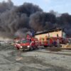 Gudang Limbah Non-B3 di Brebes Terbakar, 5 Jam Api Belum Padam 8 Mobil Damkar Dikerahkan