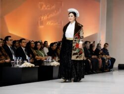 FOTO: Bupati Brebes Dorong Batik Salem Tembus Pasar Nasional Lewat JFW 2026