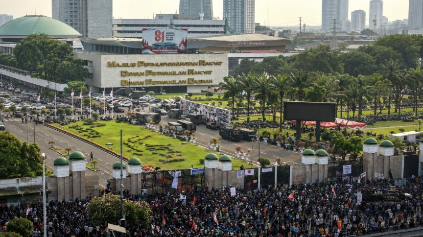 Pimpinan DPR RI siap mundur jika RUU Perampasan Aset tidak sah 15 Desember 2026