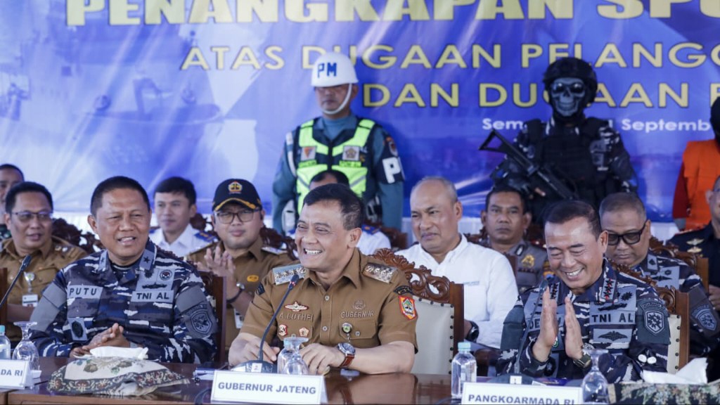 Ahmad Luthfi saat menghadiri konferensi pers pengungkapan dugaan pengangkutan BBM ilegal di Semarang