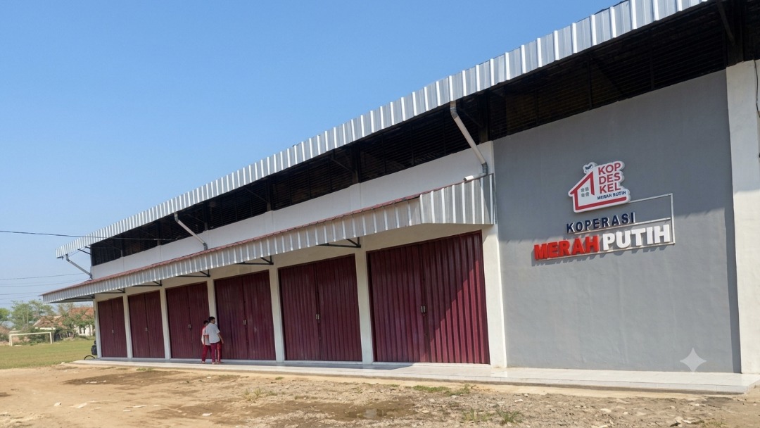 Koperasi Desa Merah Putih di Kecamatan Losari Kabupaten Brebes masih tutup