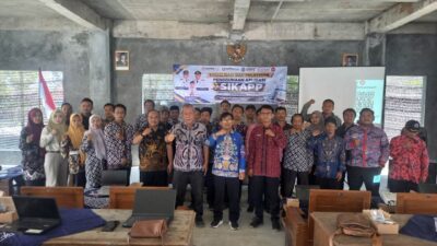 Dinperwaskim Brebes memberikan sosialisasi aplikasi SIKAPP kepada operator desa dan kelurahan