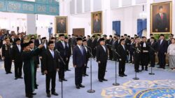 Presiden Prabowo Subianto melantik menteri dan pejabat baru Kabinet Merah Putih di Istana Negara