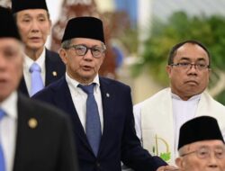 Rocky Gerung Kini Jadi Wantimpres Prabowo, Dapat Rp76,5 Juta per Bulan dan Fasilitas Setara Menteri