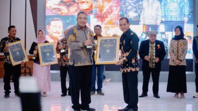 Pamor Wicaksono menerima The Best Indonesian Leader Award 2026.