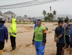 Banjir Padang Belum Surut, 672 Warga Mengungsi, 120 Rumah Terdampak