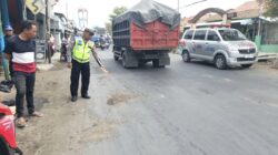 Terobos dari Kiri, Pemotor Perempuan Meninggal Terlindas Truk di Jalan Sultan Agung Brebes