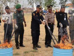 5,29 Juta Batang Rokok Ilegal dan 43,2 Liter Minuman Beralkohol Senilai Rp7,93 Miliar Dimusnahkan di Brebes