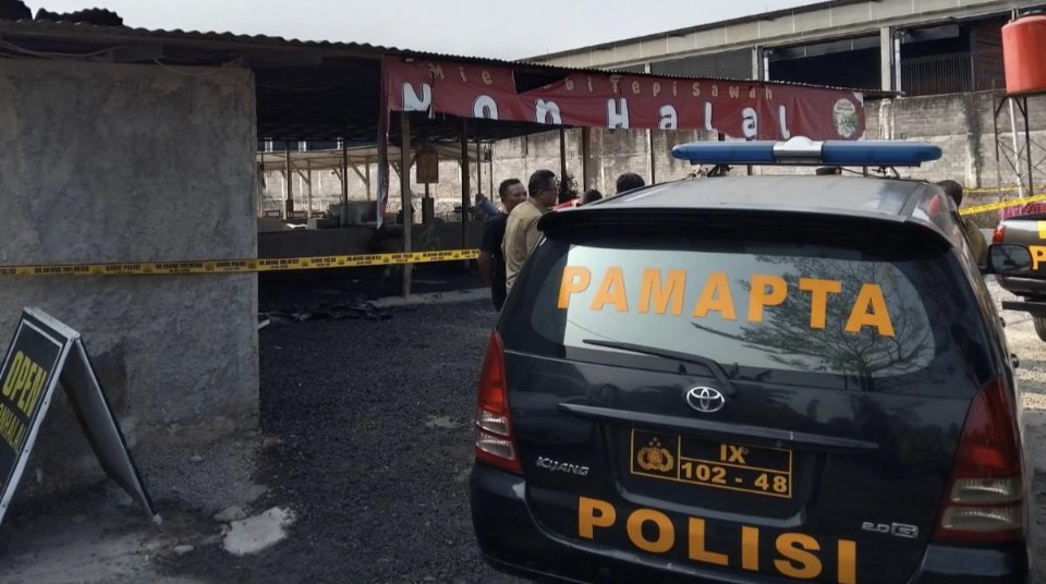 Kondisi Warung Mi dan Babi Tepi Sawah di Desa Parangjoro, Grogol, Sukoharjo, setelah dibakar pada September 2026.
